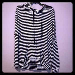 Full Tilt Knit Long Sleeve w/ Hood